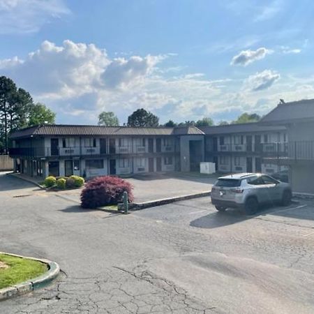 Western Inn Marietta Смирна Екстериор снимка